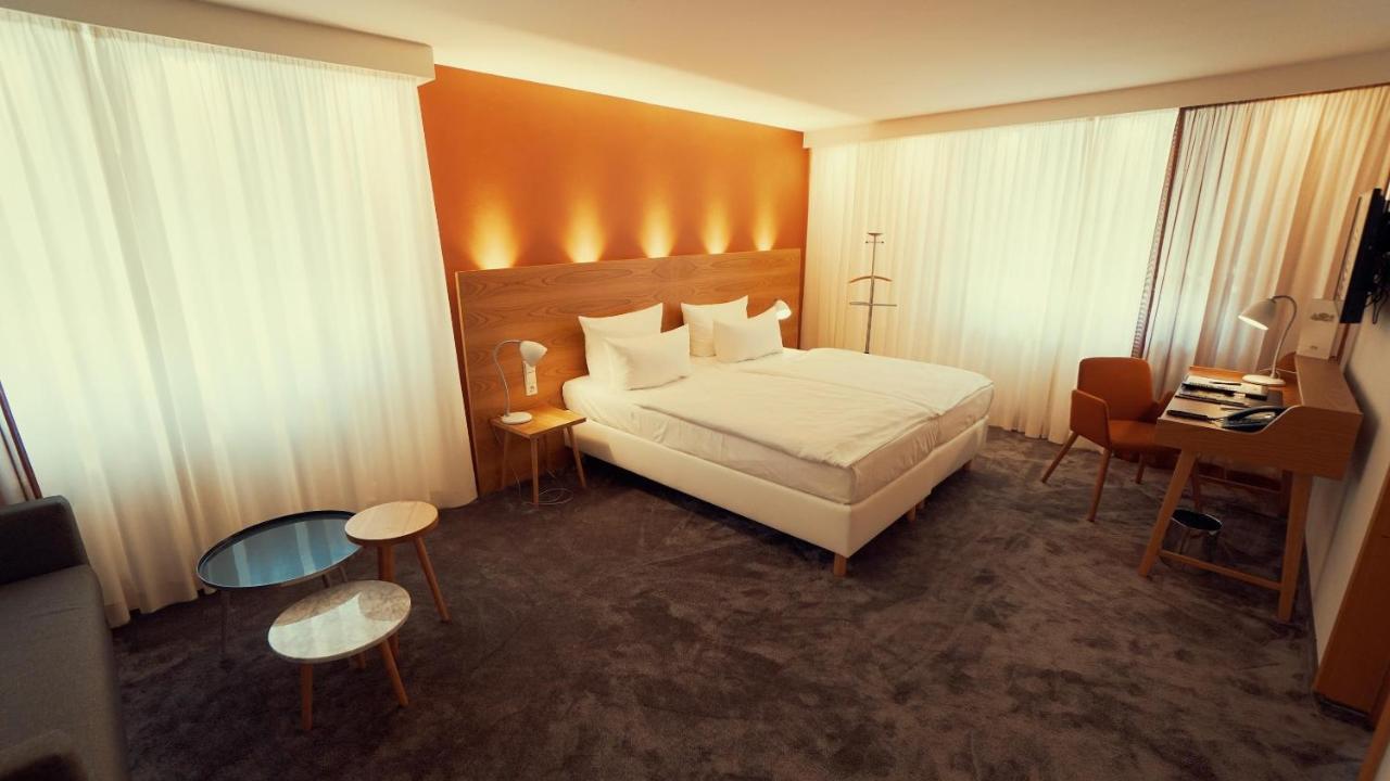 Hotel Adler Asperg Kültér fotó