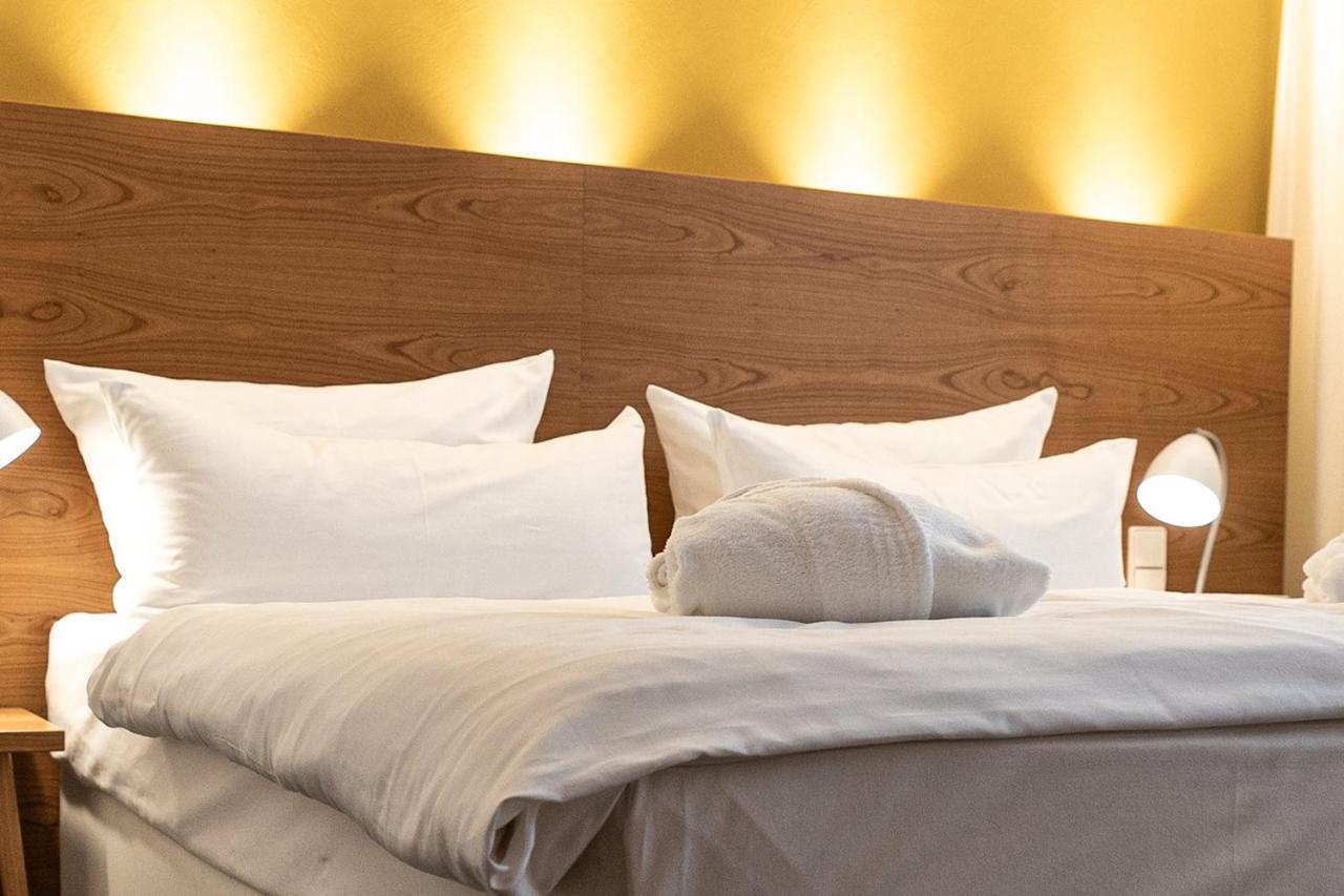 Hotel Adler Asperg Kültér fotó