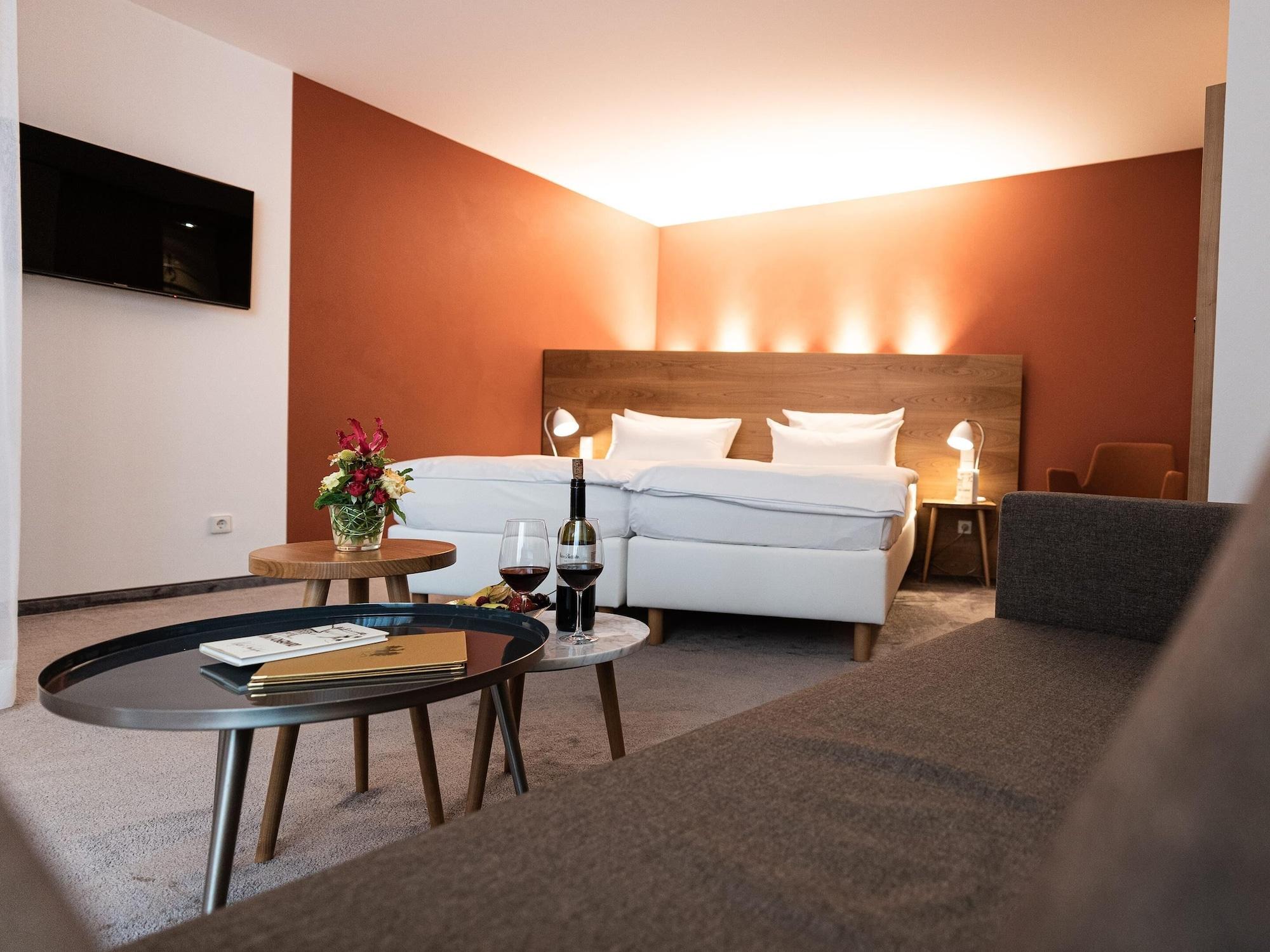 Hotel Adler Asperg Kültér fotó