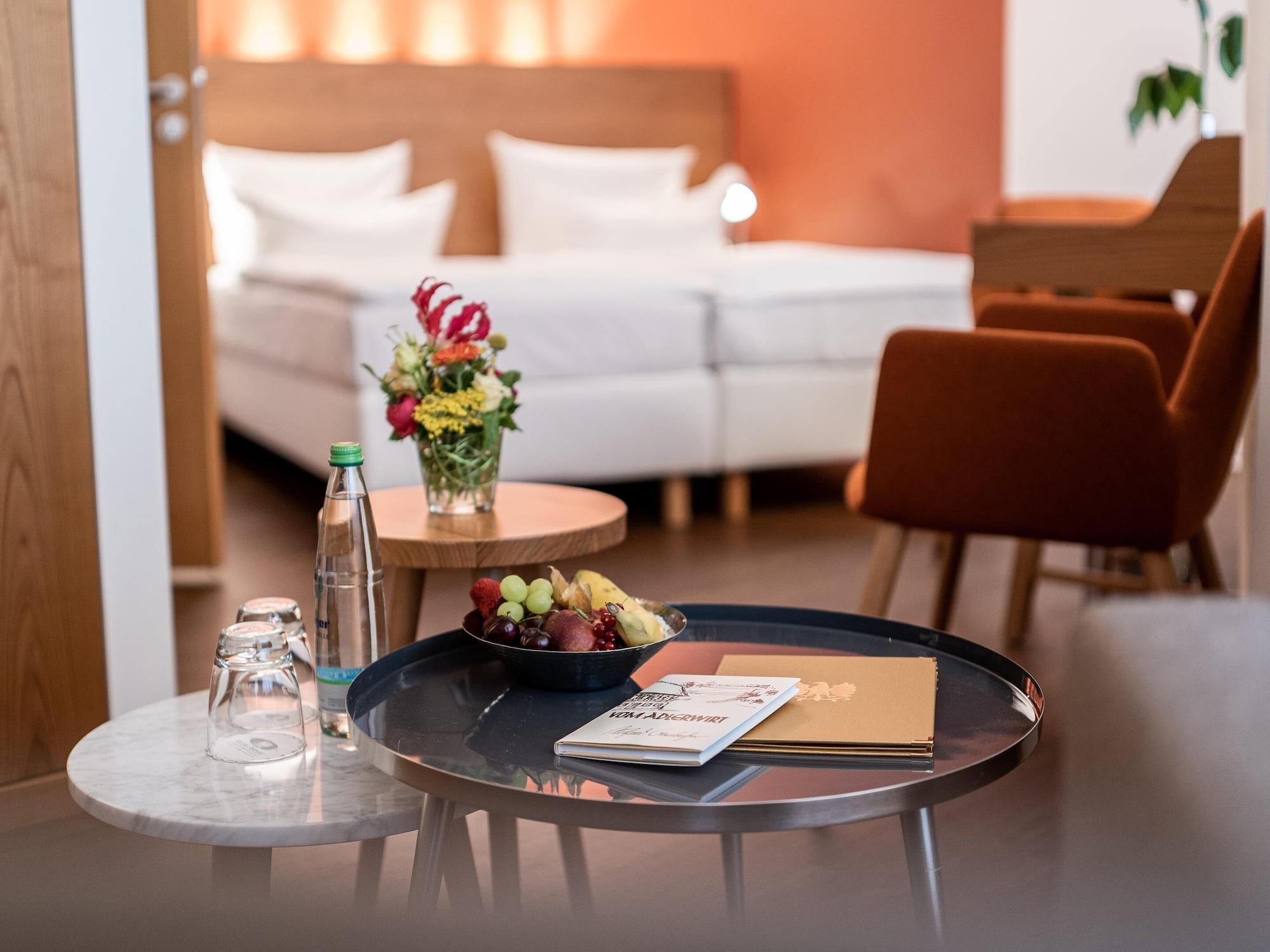 Hotel Adler Asperg Kültér fotó