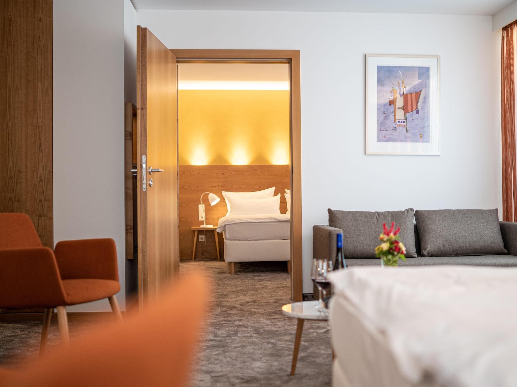Hotel Adler Asperg Kültér fotó