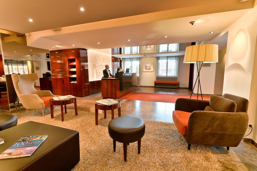 Hotel Adler Asperg Kültér fotó